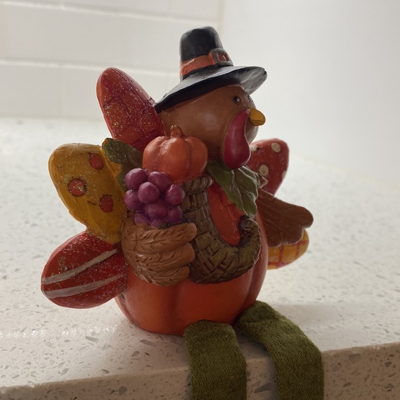 Cute Thanksgiving / Harvest / Fall Turkey with Dangling Legs - Picture 5 of 6